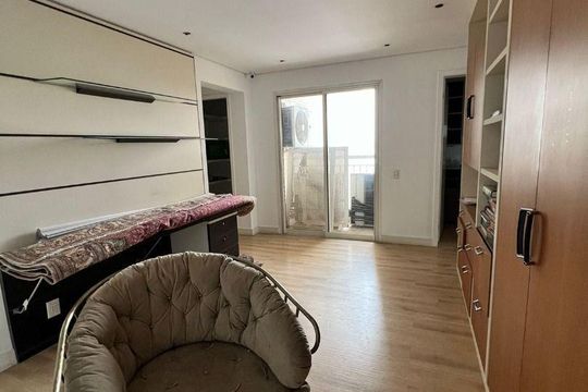 Apartamento mobiliado com 4 suítes, quintal e piscina. Ideal para comprar e morar com animais. — foto 20