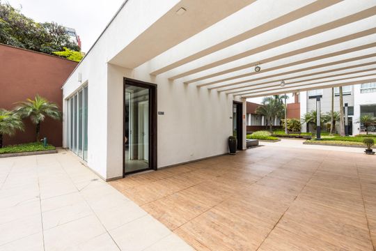 Apartamento mobiliado para comprar no Paraíso, 2 quartos, 1 suíte. — Salão de Festas