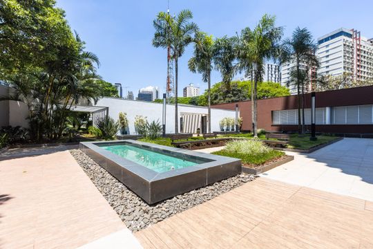 Apartamento mobiliado para comprar no Paraíso, 2 quartos, 1 suíte. — Área comum