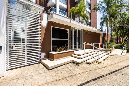 Apartamento mobiliado para comprar no Paraíso, 2 quartos, 1 suíte. — Fachada