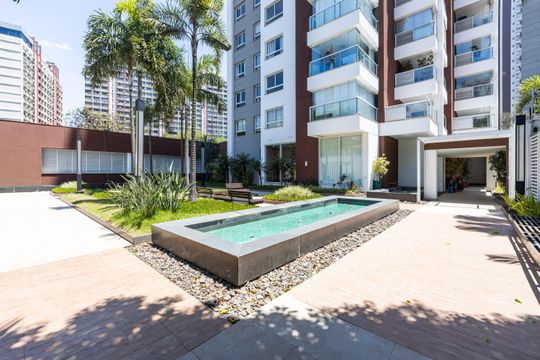 Apartamento mobiliado para comprar no Paraíso, 2 quartos, 1 suíte. — Área comum