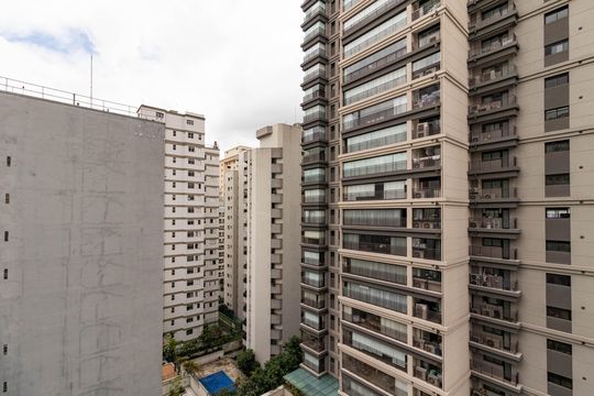 Apartamento em Perdizes com 3 quartos e piscina no condomínio. Ideal para comprar. — Suíte 1