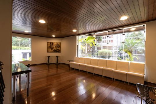 Apartamento em Perdizes com 3 quartos e piscina no condomínio. Ideal para comprar. — Salão de Festas