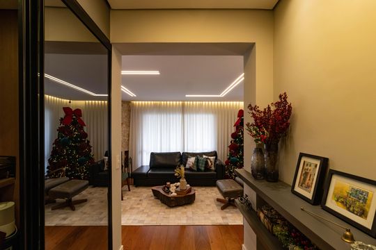 Apartamento em Perdizes com 3 quartos e piscina no condomínio. Ideal para comprar. — Corredor