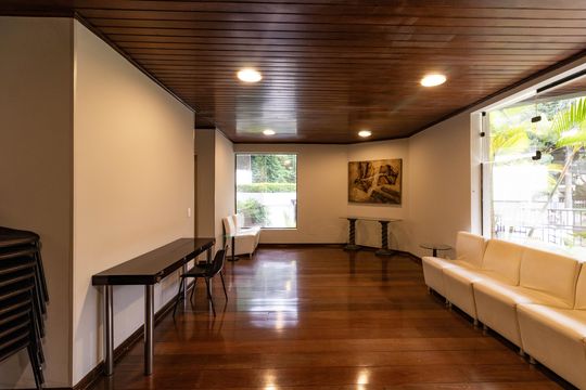 Apartamento em Perdizes com 3 quartos e piscina no condomínio. Ideal para comprar. — Salão de Festas