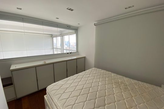 Apartamento mobiliado para comprar: 2 suítes e conforto absoluto. — Suíte 1