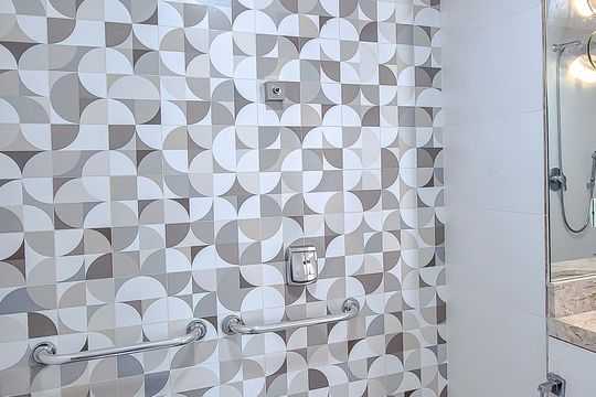 Apartamento para comprar com 3 quartos e academia no condomínio. — Banheiro da Suíte