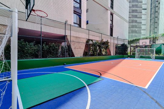 Apartamento para comprar com 3 quartos e academia no condomínio. — Quadra Esportiva