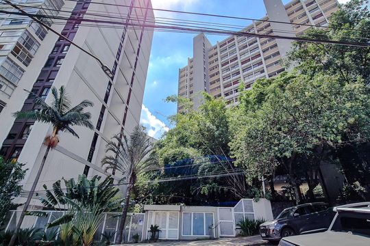 Apartamento para comprar com 3 quartos e academia no condomínio. — Fachada - Plaquinha