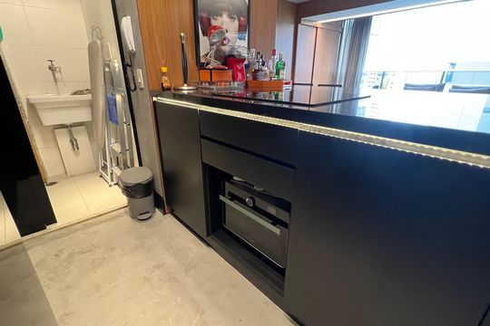Apartamento mobiliado com 3 quartos, 2 suítes e academia no condomínio para comprar. — foto 3
