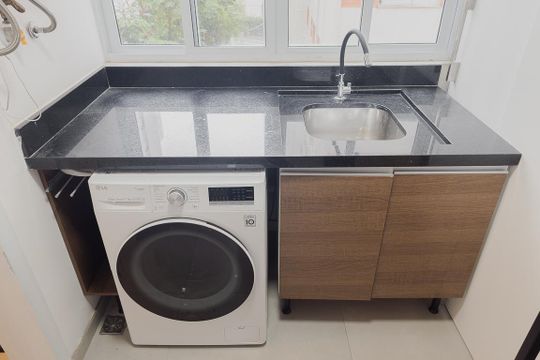 Aluguel: apartamento mobiliado no Jardim Paulista, 2 quartos (1 suíte). — Área de Serviço