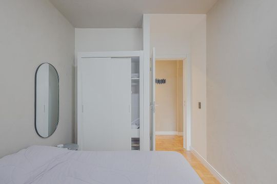 Aluguel: apartamento mobiliado no Jardim Paulista, 2 quartos (1 suíte). — Quarto