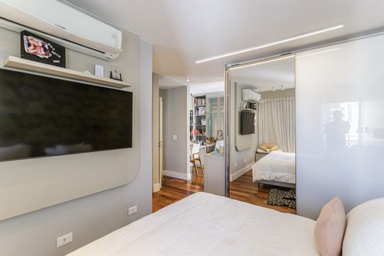 Venda de apartamento no Recanto Paraíso: 2 quartos, piscina, churrasqueira, aceita pets. — Quarto Suíte