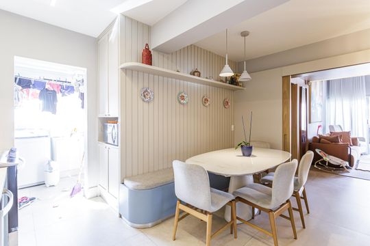 Venda de apartamento no Recanto Paraíso: 2 quartos, piscina, churrasqueira, aceita pets. — Cozinha