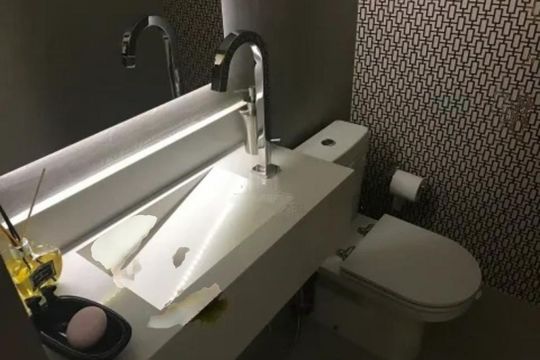 Apartamento mobiliado com varanda, 2 quartos, piscina e academia no condomínio para comprar. — foto 27