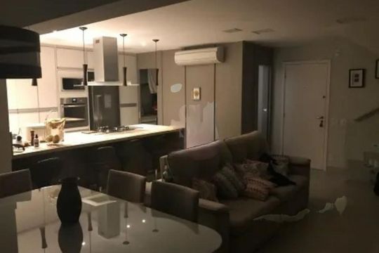 Apartamento mobiliado com varanda, 2 quartos, piscina e academia no condomínio para comprar. — foto 22