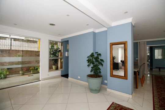 Venda de apartamento em Cerqueira César com 3 quartos, aceita animais. — Área Comum - Salão de Festas/Hall Social