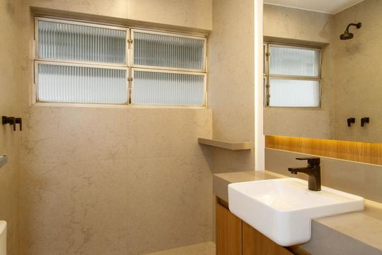 Venda de apartamento em Cerqueira César com 3 quartos, aceita animais. — Banheiro Social