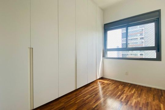 Venda de apartamento mobiliado com 3 quartos, varanda, closet e piscina no condomínio. — foto 24