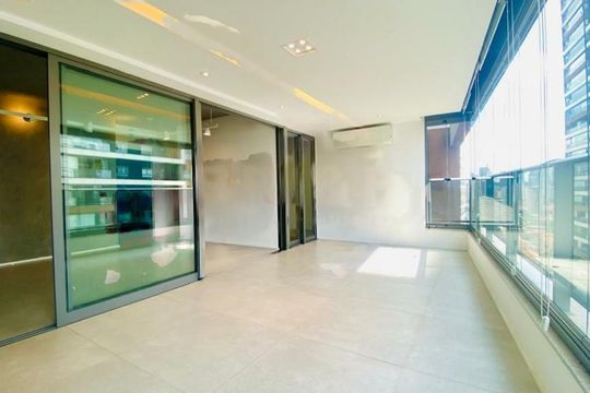 Venda de apartamento mobiliado com 3 quartos, varanda, closet e piscina no condomínio. — foto 42