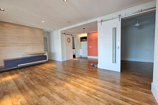 Apartamento com 3 quartos, 1 suíte, varanda, piscina e academia. Ideal para compra. — foto 1