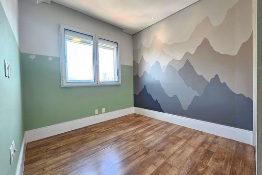 Apartamento com 3 quartos, 1 suíte, varanda, piscina e academia. Ideal para compra. — Quarto 2
