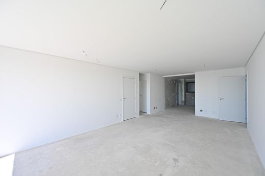 Apartamento à venda, com 325 m², 4 quartos e 1 vaga — Sala