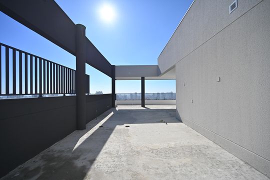 Apartamento à venda, com 325 m², 4 quartos e 1 vaga — Cobertura