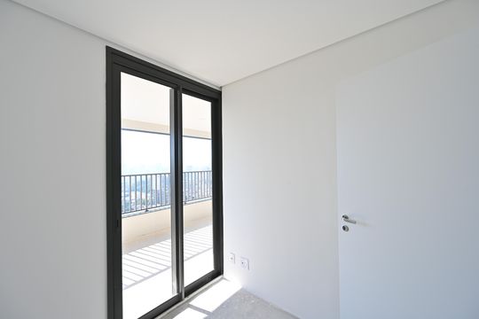 Apartamento à venda, com 325 m², 4 quartos e 1 vaga — Quarto 2