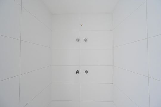 Apartamento à venda, com 325 m², 4 quartos e 1 vaga — Banheiro de Serviço