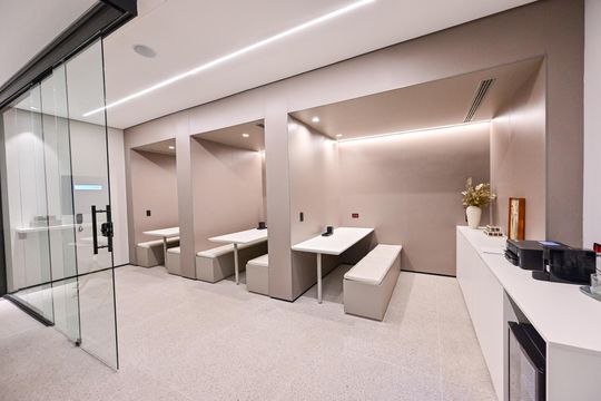 Apartamento à venda, com 325 m², 4 quartos e 1 vaga — Coworking