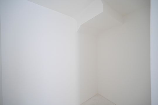 Apartamento à venda, com 325 m², 4 quartos e 1 vaga — Quarto de Serviço