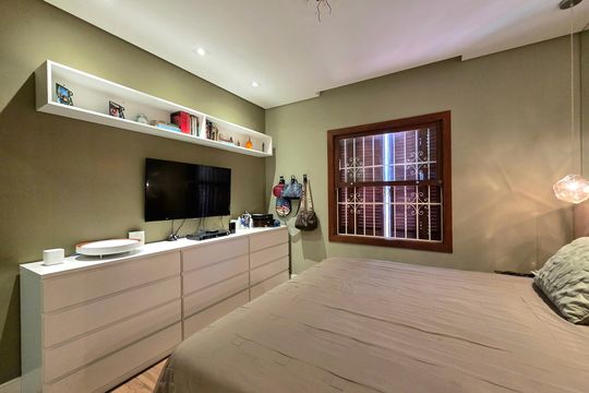Comprar casa mobiliada com 3 quartos. — Suíte 1
