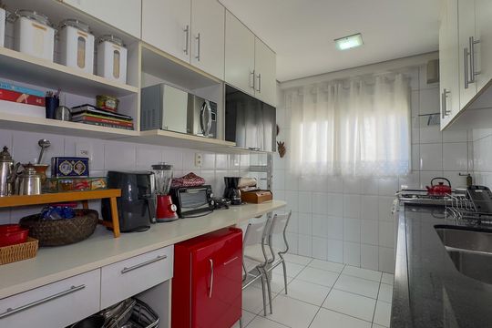 Comprar apartamento mobiliado no Campo Belo: 2 suítes, piscina e churrasqueira no condomínio. — foto 35