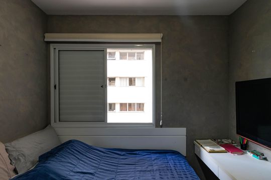 Apartamento mobiliado em Perdizes, 3 quartos, varanda e closet, à venda. — Suíte 2