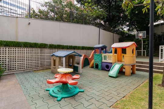 Apartamento mobiliado em Perdizes, 3 quartos, varanda e closet, à venda. — Área comum