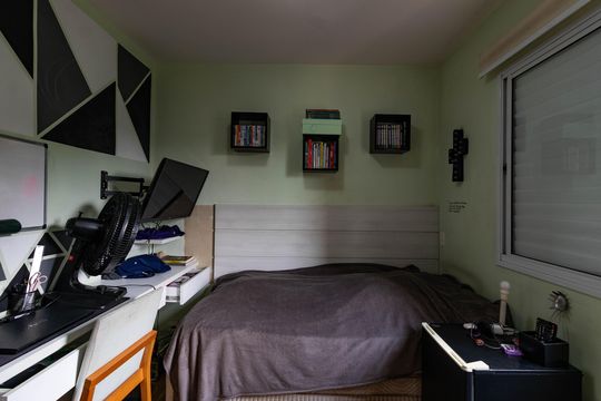 Apartamento mobiliado em Perdizes, 3 quartos, varanda e closet, à venda. — Suíte 1