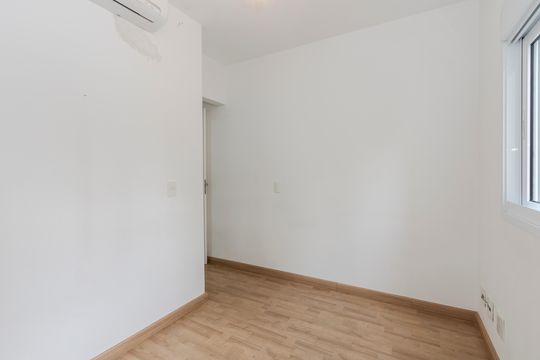 Apartamento mobiliado para comprar no Brooklin, com 3 quartos, varanda e piscina. — Suíte 2