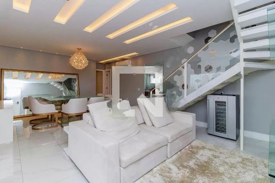Venda de apartamento mobiliado com 3 quartos, varanda gourmet e instalações: piscina e churrasqueira. — foto 1