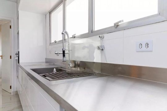 Venda de apartamento mobiliado com 3 quartos, varanda gourmet e instalações: piscina e churrasqueira. — foto 29