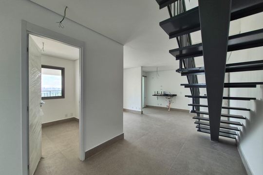 Apartamento à venda, com 144 m², 3 quartos e 2 vagas — Sala