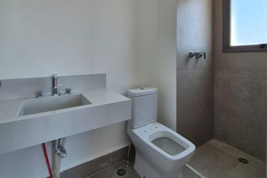 Apartamento à venda, com 144 m², 3 quartos e 2 vagas — Banheiro