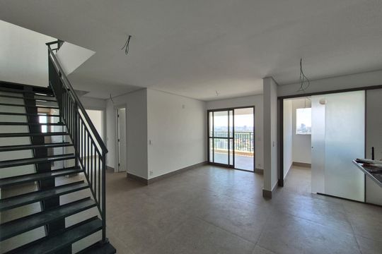 Apartamento à venda, com 144 m², 3 quartos e 2 vagas — Sala