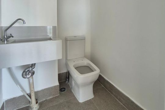Apartamento à venda, com 144 m², 3 quartos e 2 vagas — Banheiro