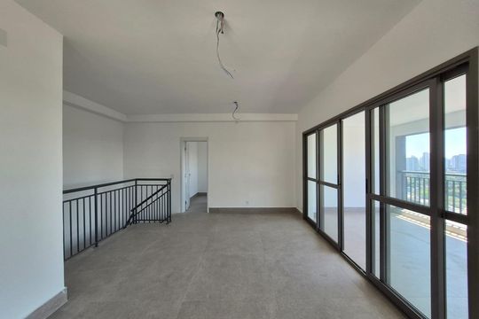 Apartamento à venda, com 144 m², 3 quartos e 2 vagas — Sala