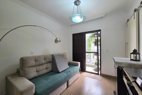 Apartamento mobiliado com 4 quartos e varanda na Vila Nova Conceição disponível para compra. — Suíte 2