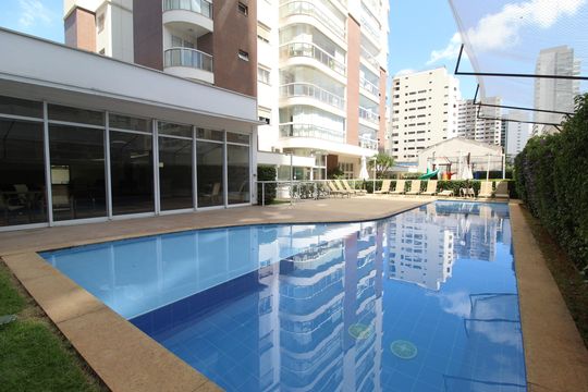 Apartamento na Vila Olímpia com 3 quartos, ideal para comprar. — Área Comum - Piscina