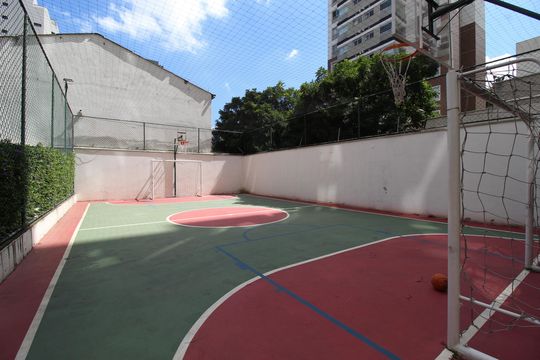Apartamento na Vila Olímpia com 3 quartos, ideal para comprar. — Área Comum - Quadra