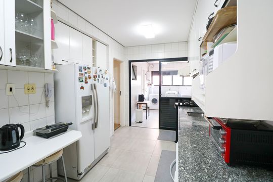 Venda de apartamento com 4 quartos, churrasqueira e piscina no condomínio. — foto 15