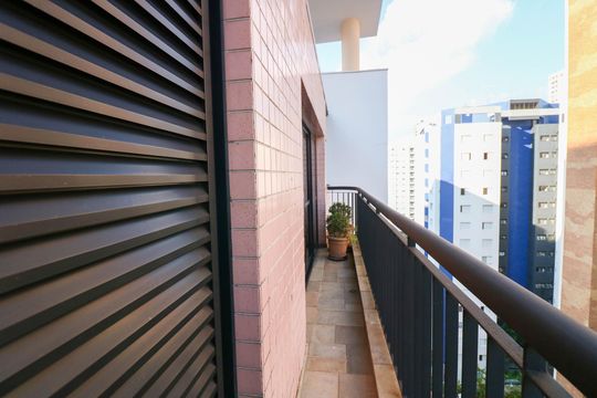 Venda de apartamento com 4 quartos, churrasqueira e piscina no condomínio. — foto 32